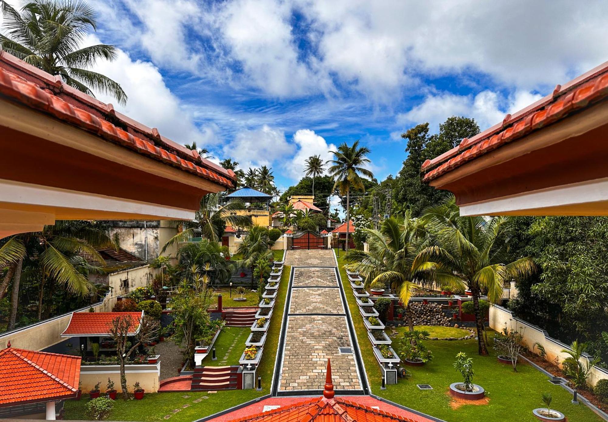 Parvathy Serenity In Varkala Attingal Buitenkant foto